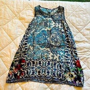 Johnny Was Sleeveless Tunic Floral-esq, Paisley.  Size XS.